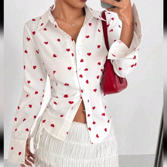 Heart Printed Simple Fitted Blouse For Women, Valentine's Day - Picture 4 of 4